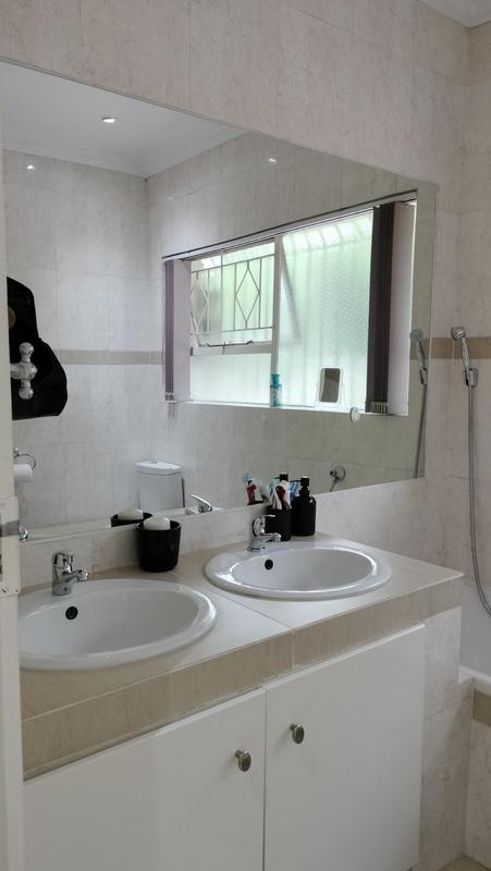 3 Bedroom Property for Sale in Glenvista Gauteng