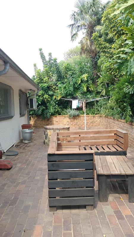 3 Bedroom Property for Sale in Glenvista Gauteng