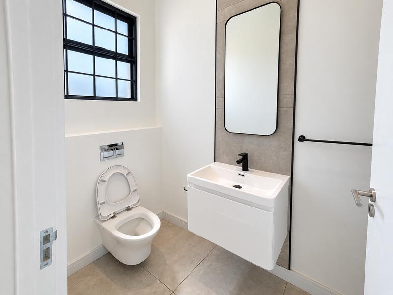 5 Bedroom Property for Sale in Bryanston Gauteng