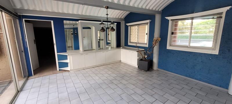 5 Bedroom Property for Sale in New Redruth Gauteng