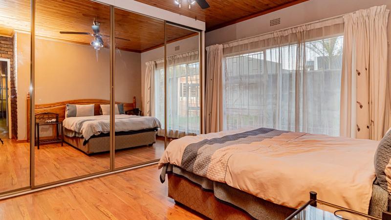 4 Bedroom Property for Sale in Verwoerdpark Gauteng