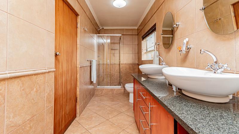 4 Bedroom Property for Sale in Verwoerdpark Gauteng