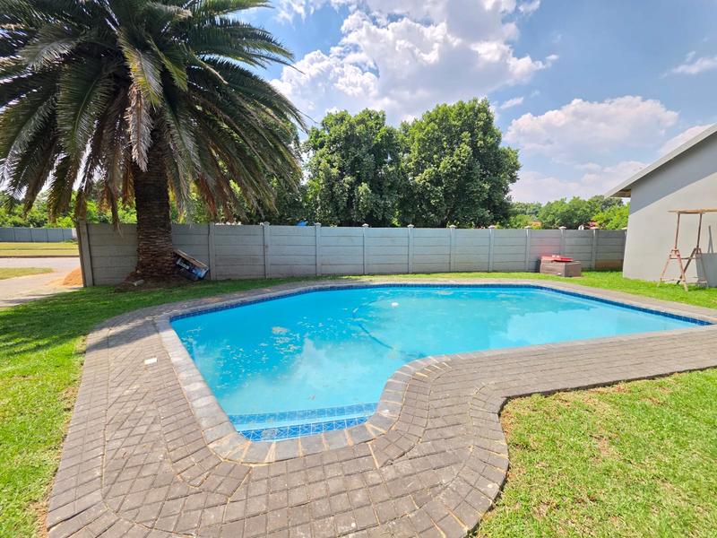4 Bedroom Property for Sale in Meyerton Central Gauteng