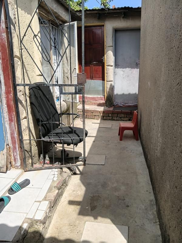 7 Bedroom Property for Sale in Olievenhoutbosch Gauteng