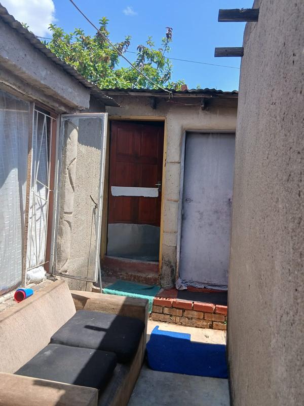 7 Bedroom Property for Sale in Olievenhoutbosch Gauteng
