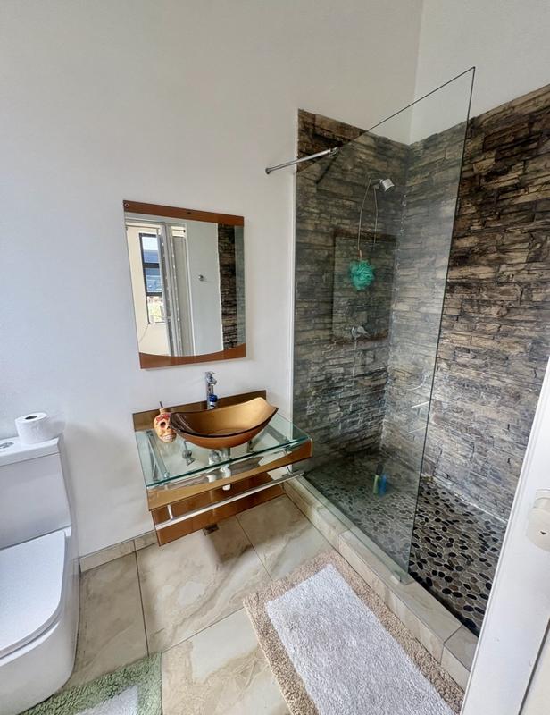 To Let 4 Bedroom Property for Rent in Orange Grove Gauteng
