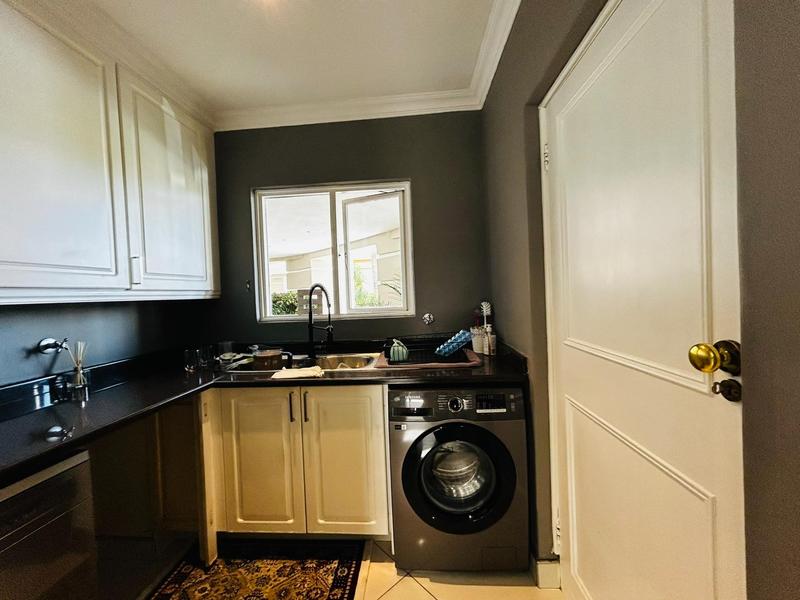 5 Bedroom Property for Sale in Bryanston Gauteng