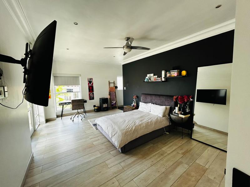 5 Bedroom Property for Sale in Bryanston Gauteng
