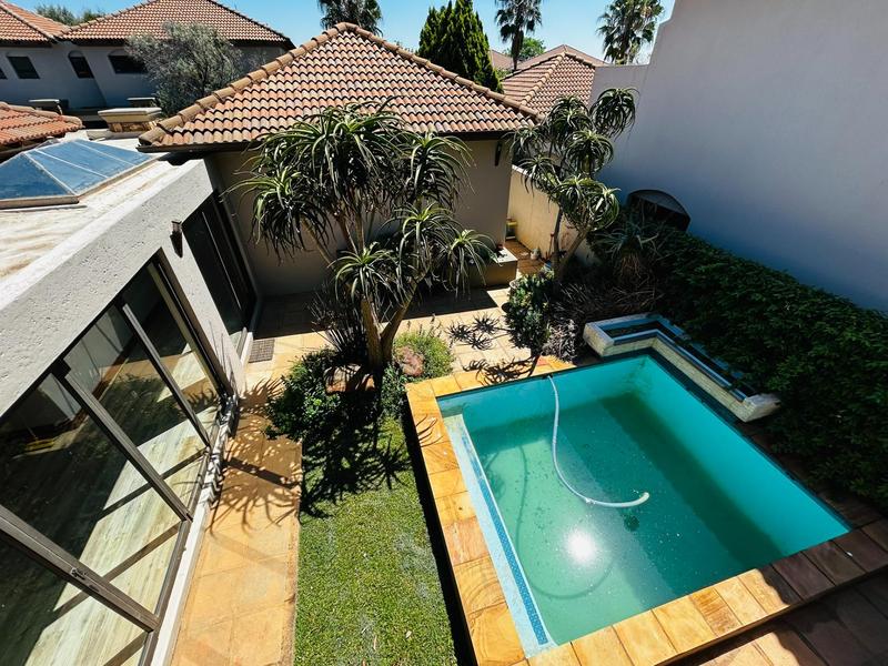 3 Bedroom Property for Sale in Silverwoods Country Estate Gauteng