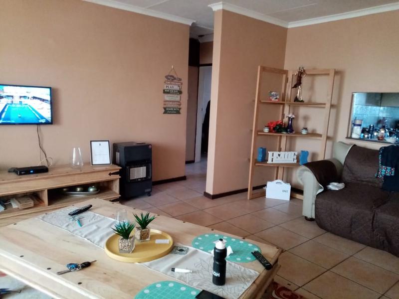 To Let 2 Bedroom Property for Rent in Primrose Gauteng