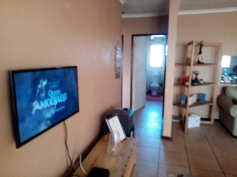 To Let 2 Bedroom Property for Rent in Primrose Gauteng
