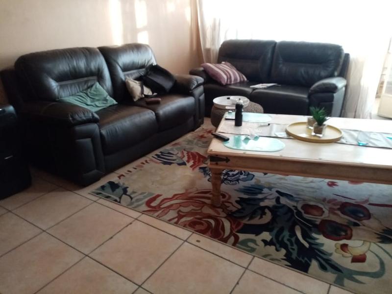 To Let 2 Bedroom Property for Rent in Primrose Gauteng