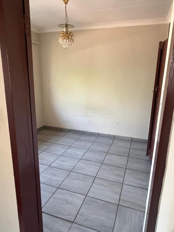 3 Bedroom Property for Sale in Vanderbijlpark Cw 6 Gauteng