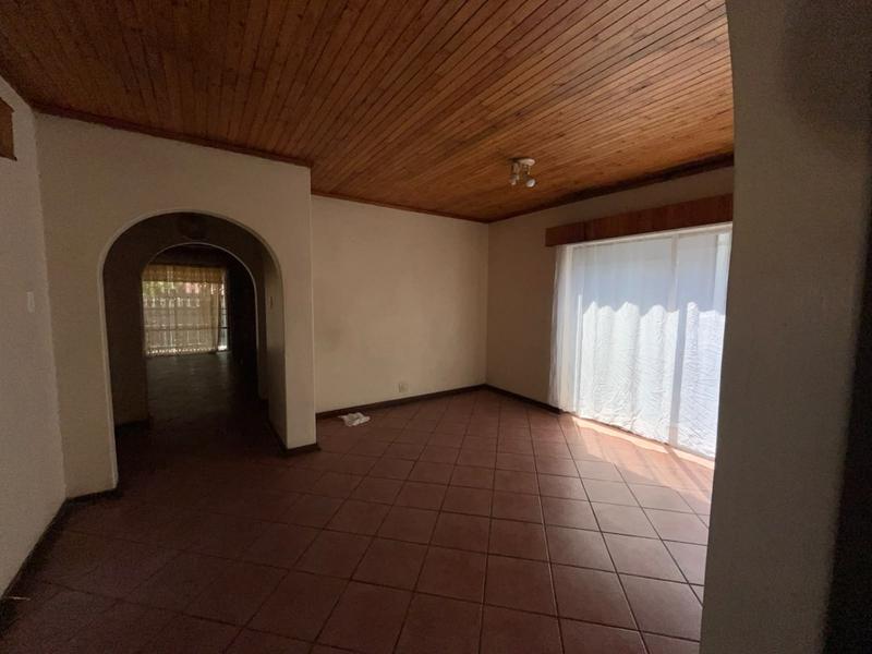 To Let 3 Bedroom Property for Rent in Meyerspark Gauteng