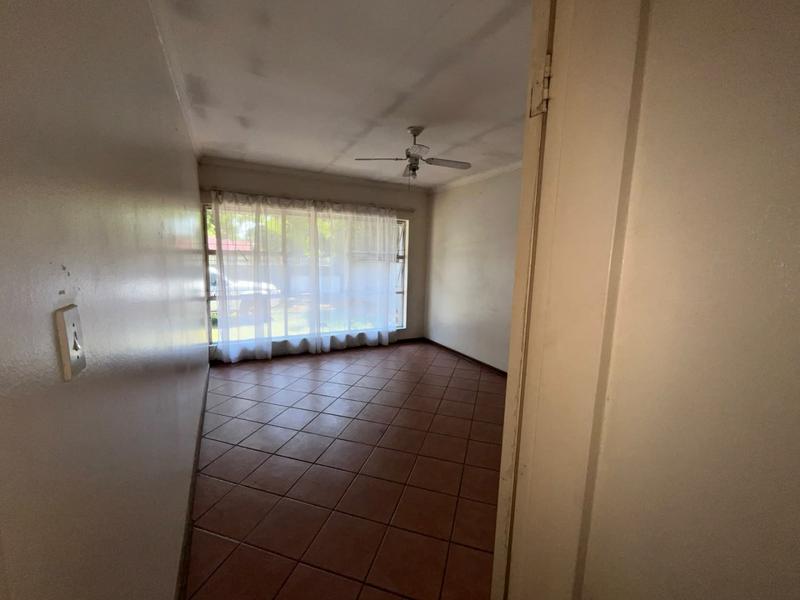 To Let 3 Bedroom Property for Rent in Meyerspark Gauteng
