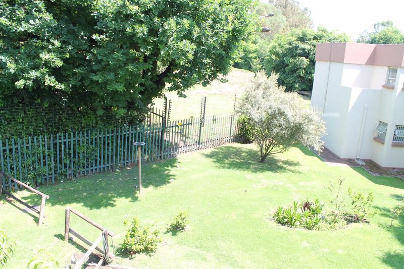 2 Bedroom Property for Sale in Bedford Gardens Gauteng