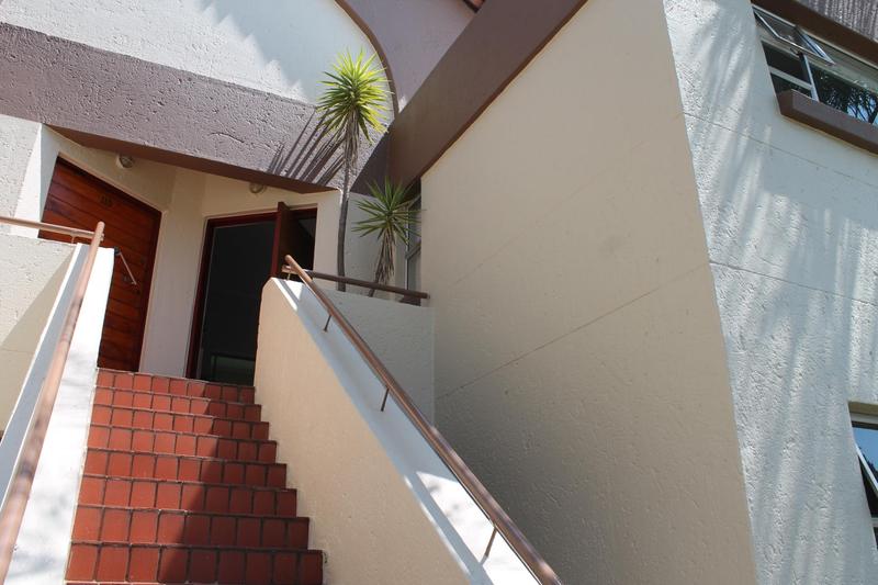 2 Bedroom Property for Sale in Bedford Gardens Gauteng