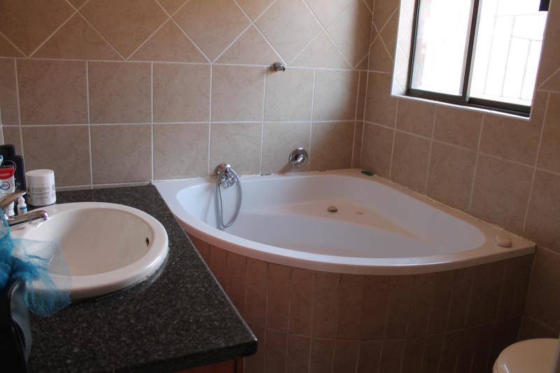 3 Bedroom Property for Sale in Eastleigh Gauteng