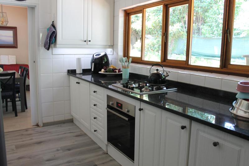 3 Bedroom Property for Sale in Highway Gardens Gauteng