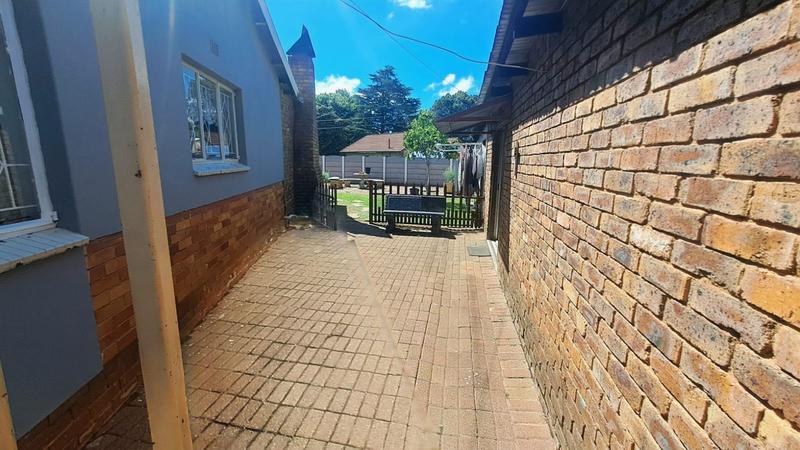 4 Bedroom Property for Sale in Van Dyk Park Gauteng