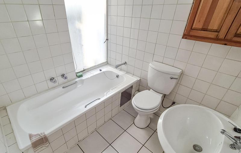 2 Bedroom Property for Sale in Sandton Central Gauteng