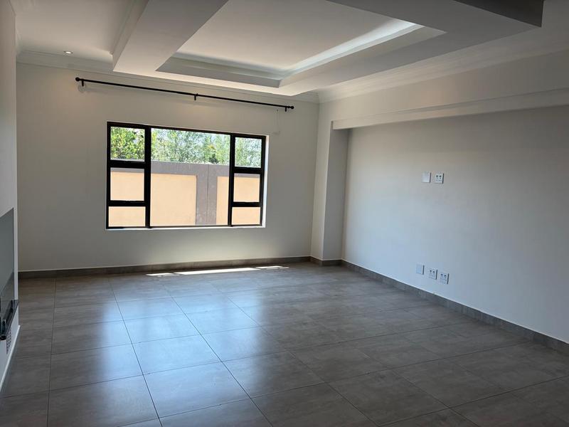 6 Bedroom Property for Sale in Zambezi Country Estate Gauteng