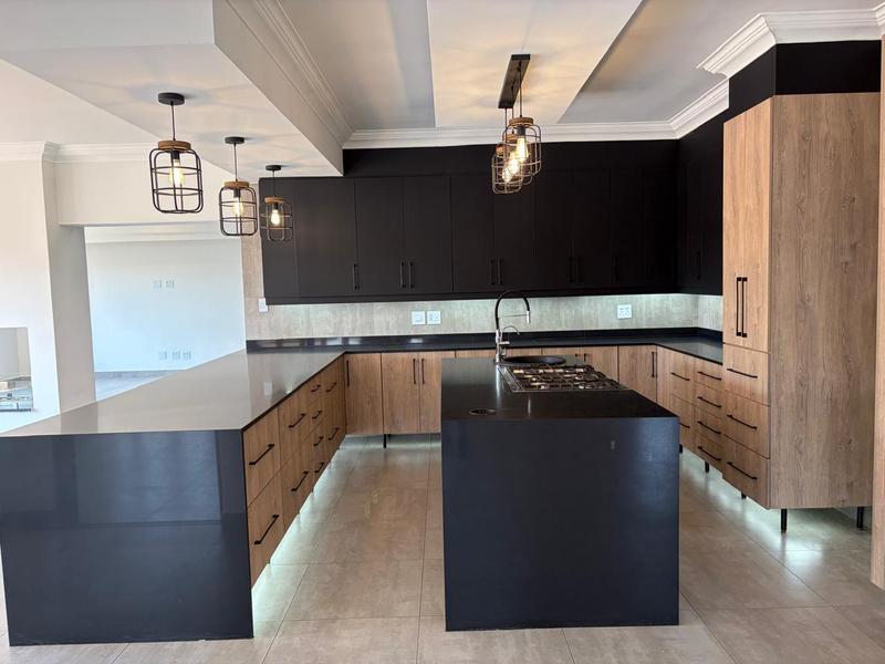6 Bedroom Property for Sale in Zambezi Country Estate Gauteng