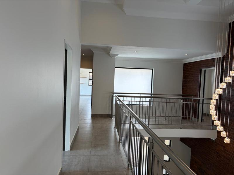 6 Bedroom Property for Sale in Zambezi Country Estate Gauteng