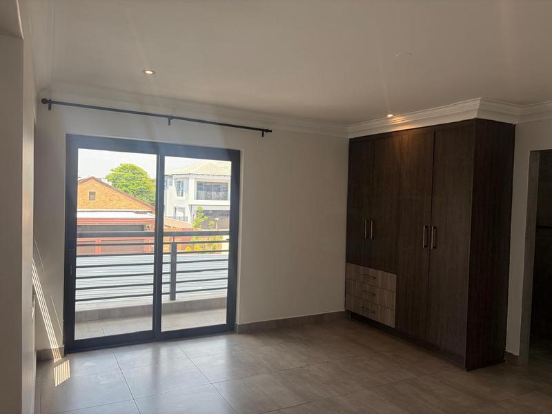 6 Bedroom Property for Sale in Zambezi Country Estate Gauteng