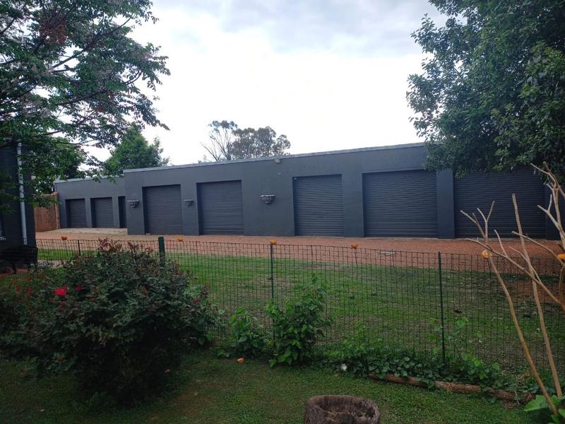 3 Bedroom Property for Sale in Mullerstuine Gauteng