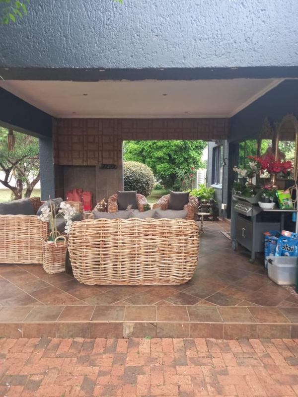 3 Bedroom Property for Sale in Mullerstuine Gauteng