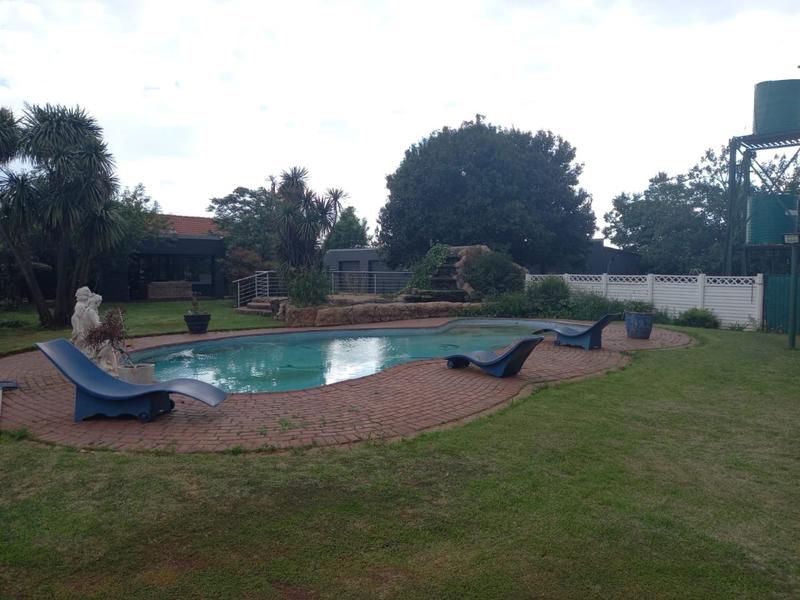 3 Bedroom Property for Sale in Mullerstuine Gauteng