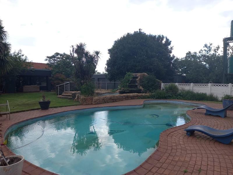 3 Bedroom Property for Sale in Mullerstuine Gauteng