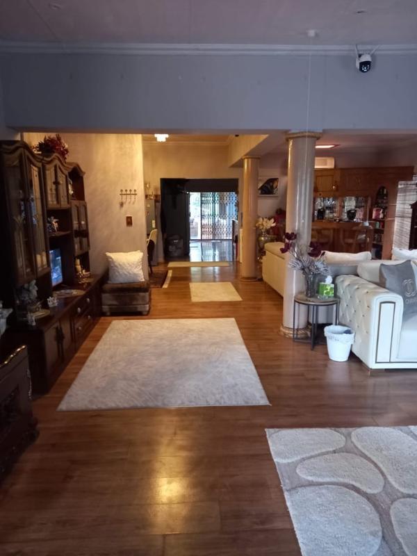 3 Bedroom Property for Sale in Mullerstuine Gauteng