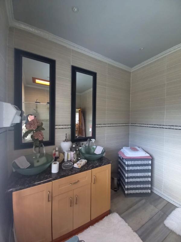 3 Bedroom Property for Sale in Mullerstuine Gauteng