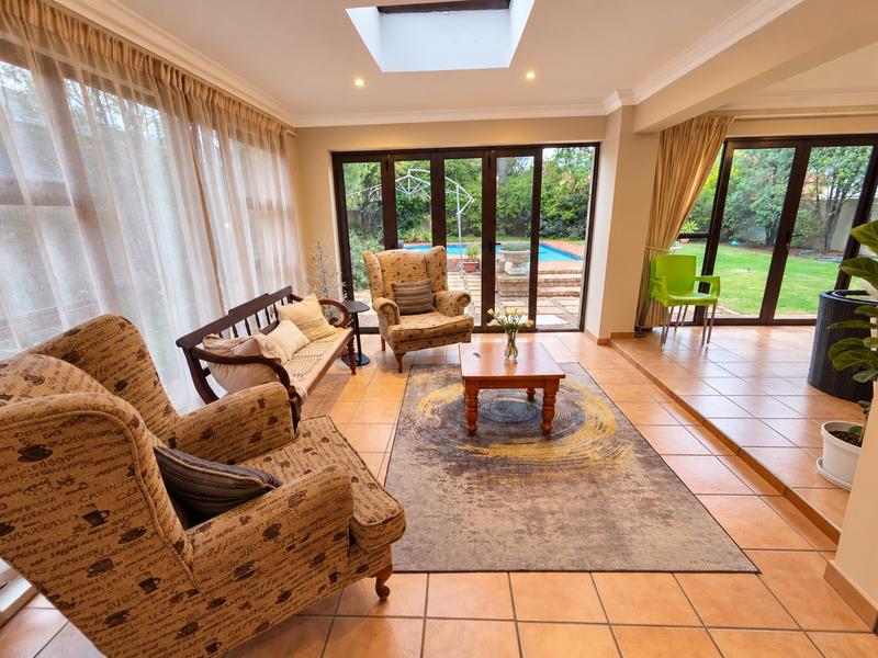 To Let 6 Bedroom Property for Rent in Moreleta Park Gauteng