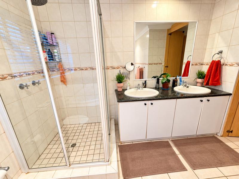 To Let 6 Bedroom Property for Rent in Moreleta Park Gauteng