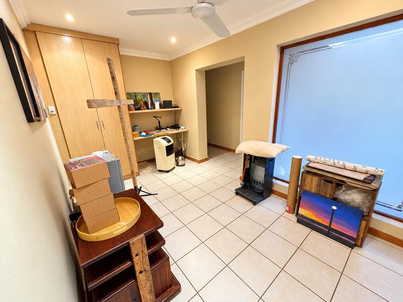To Let 6 Bedroom Property for Rent in Moreleta Park Gauteng