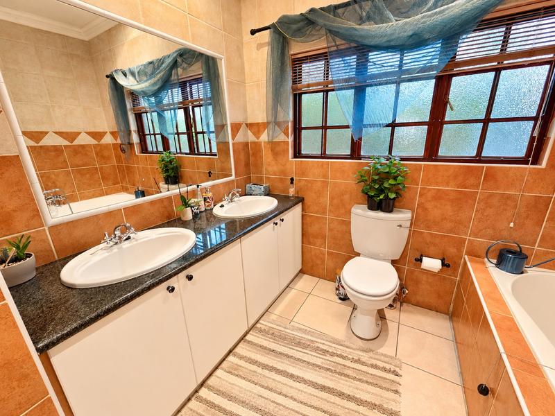 To Let 6 Bedroom Property for Rent in Moreleta Park Gauteng