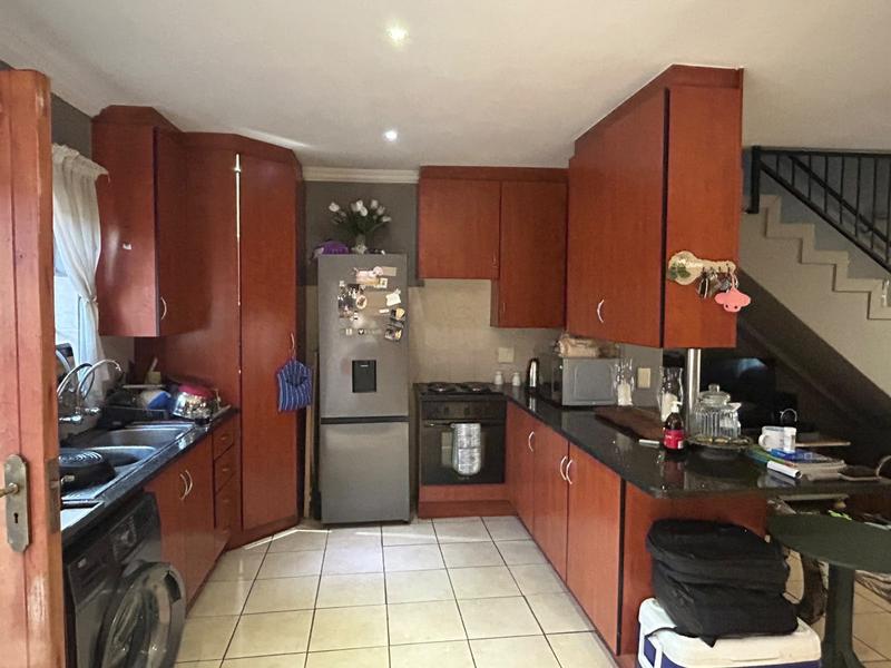 To Let 2 Bedroom Property for Rent in Annlin Gauteng