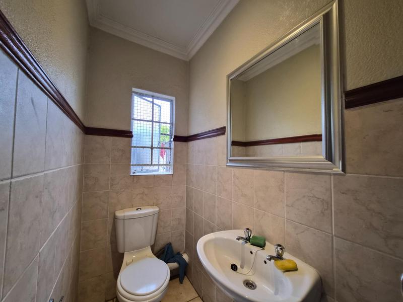 To Let 2 Bedroom Property for Rent in Annlin Gauteng