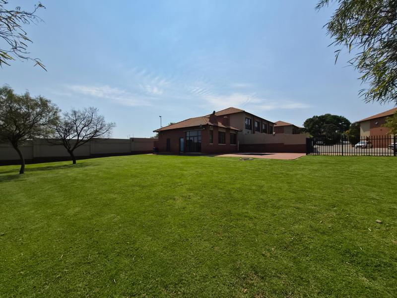 2 Bedroom Property for Sale in Pretorius Park Gauteng