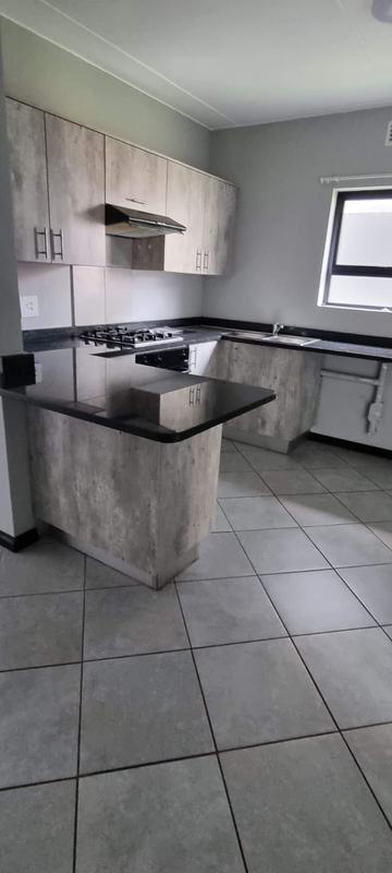 To Let 2 Bedroom Property for Rent in Norton Home Estate AH Gauteng