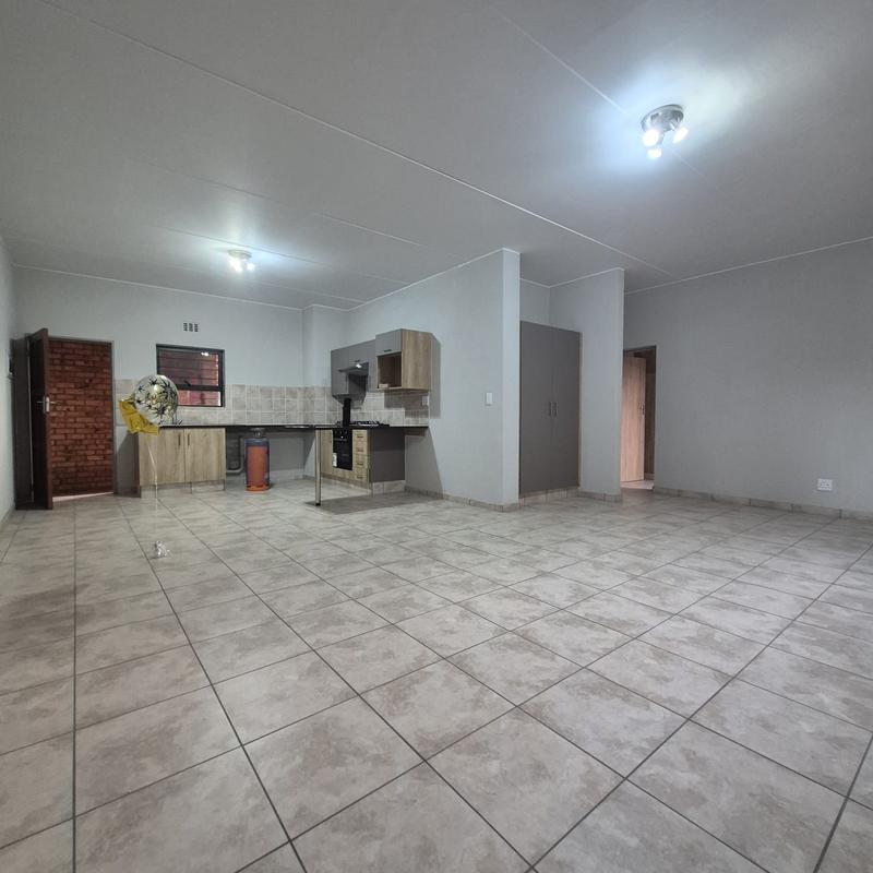 To Let 2 Bedroom Property for Rent in Ravenswood Gauteng