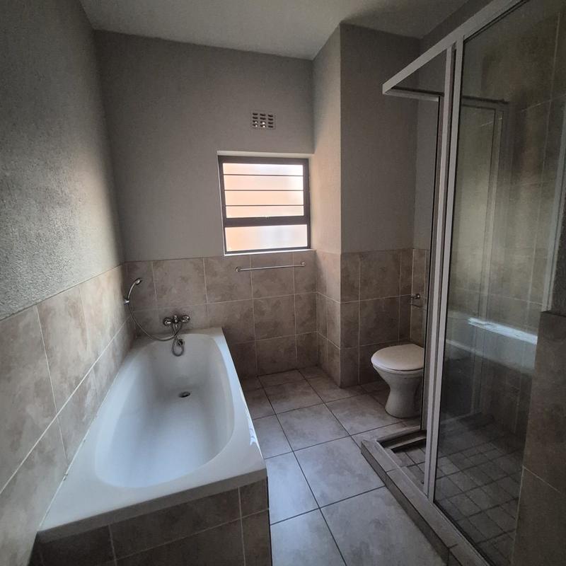 To Let 2 Bedroom Property for Rent in Ravenswood Gauteng