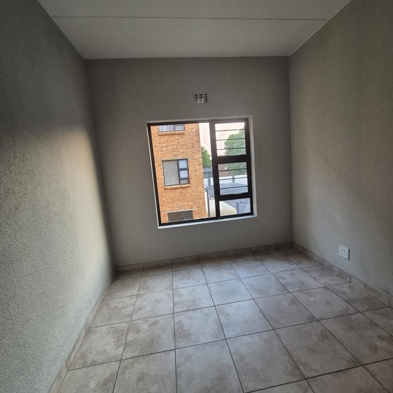 To Let 2 Bedroom Property for Rent in Ravenswood Gauteng