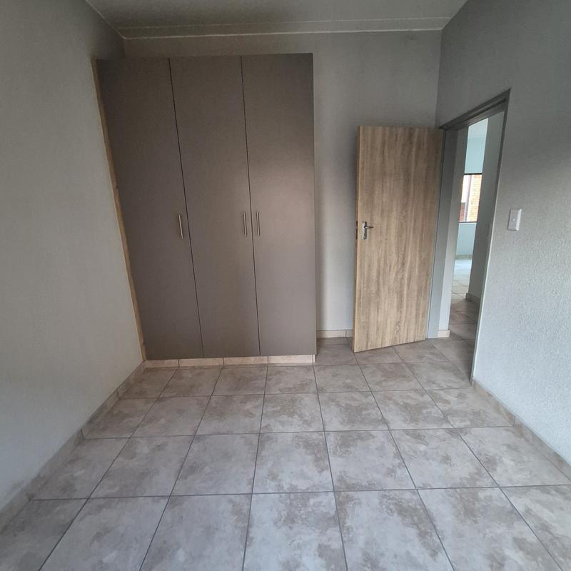 To Let 2 Bedroom Property for Rent in Ravenswood Gauteng