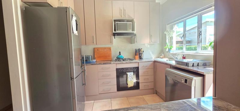 To Let 4 Bedroom Property for Rent in Blairgowrie Gauteng
