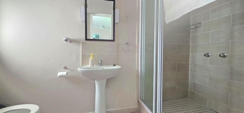 To Let 4 Bedroom Property for Rent in Blairgowrie Gauteng