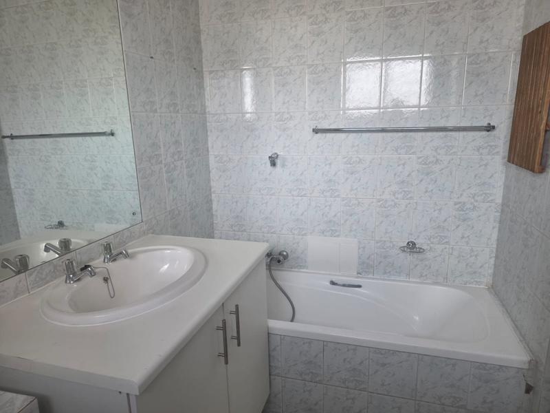 To Let 1 Bedroom Property for Rent in Rembrandt Park Gauteng